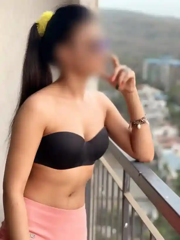 Housewife call girls